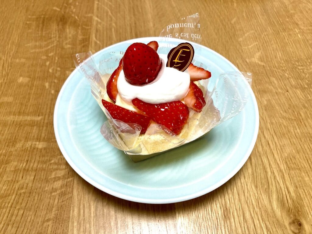 パティシエ エイジ・ニッタのケーキ